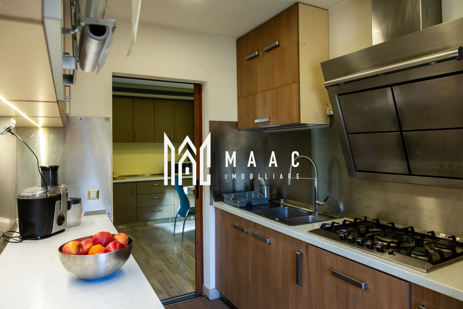 Casa 6 camere | P+M | Curte | 270 MPU | Zona Centrala - Poză 4