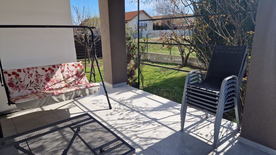 Casă de închiriat în Dumbravita – 3 dormitoare si garaj - Poză 9