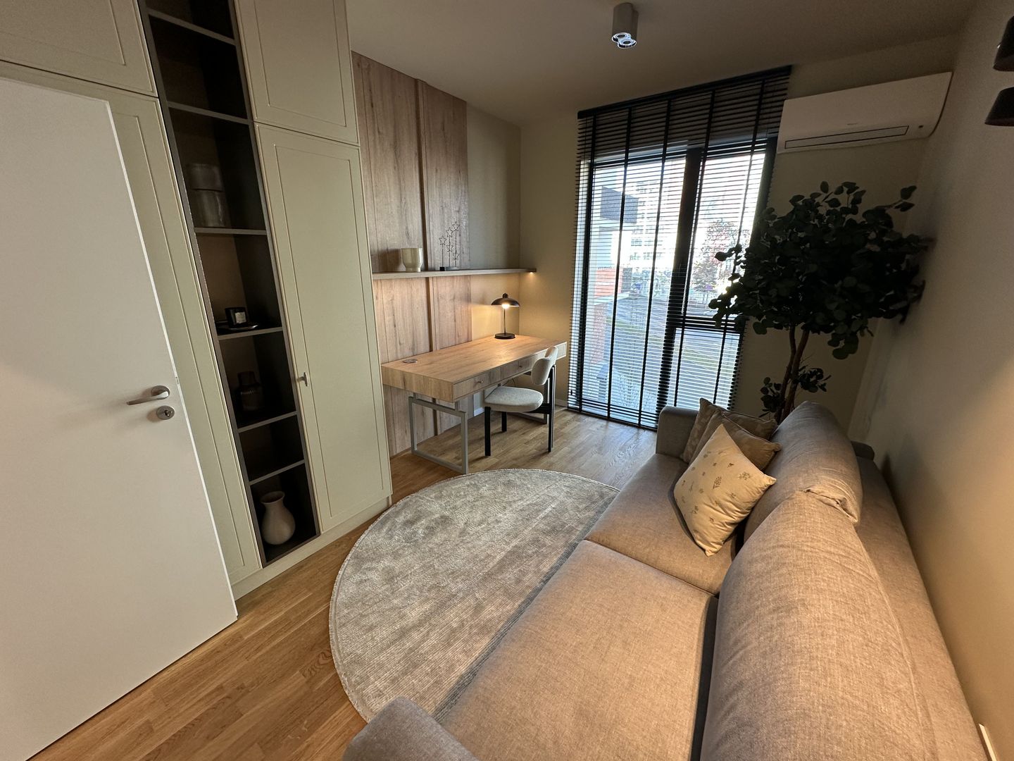 Apartament 3 camere - Poză 27