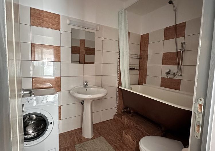 Apartament 2 camere, centrală proprie, etaj 2, Calea Călărași - Poză 6