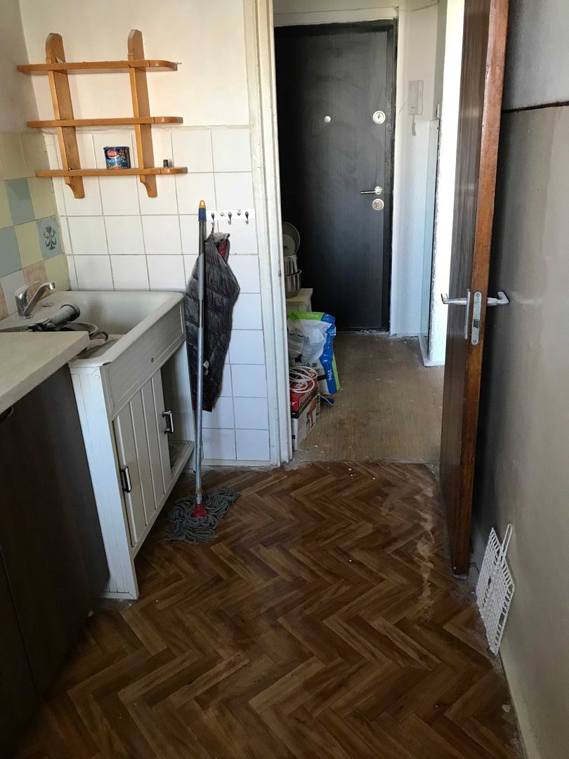 particular  vand garsoniera zona tineretului sector 4 - Poză 4