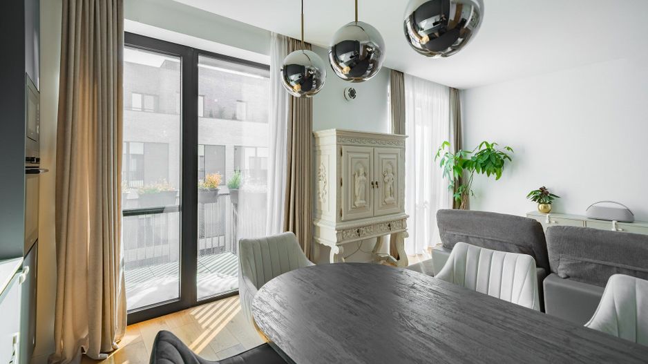 Apartament de 3 camere in Amber Forest - Poză 2