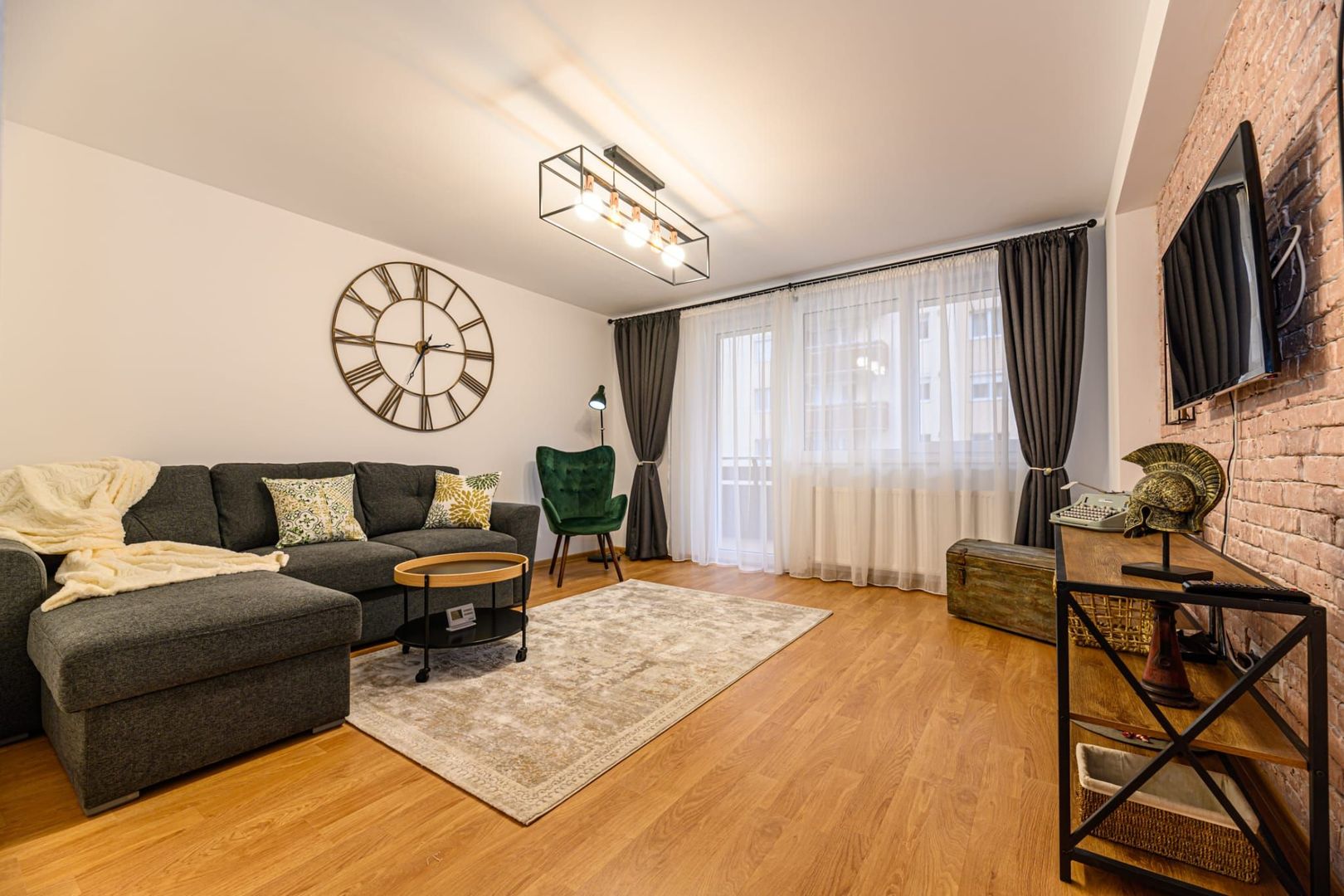 Cartier URBAN, lângă Mall Coresi, apartament 2 camere, mobilat, 550 euro - Poză 6