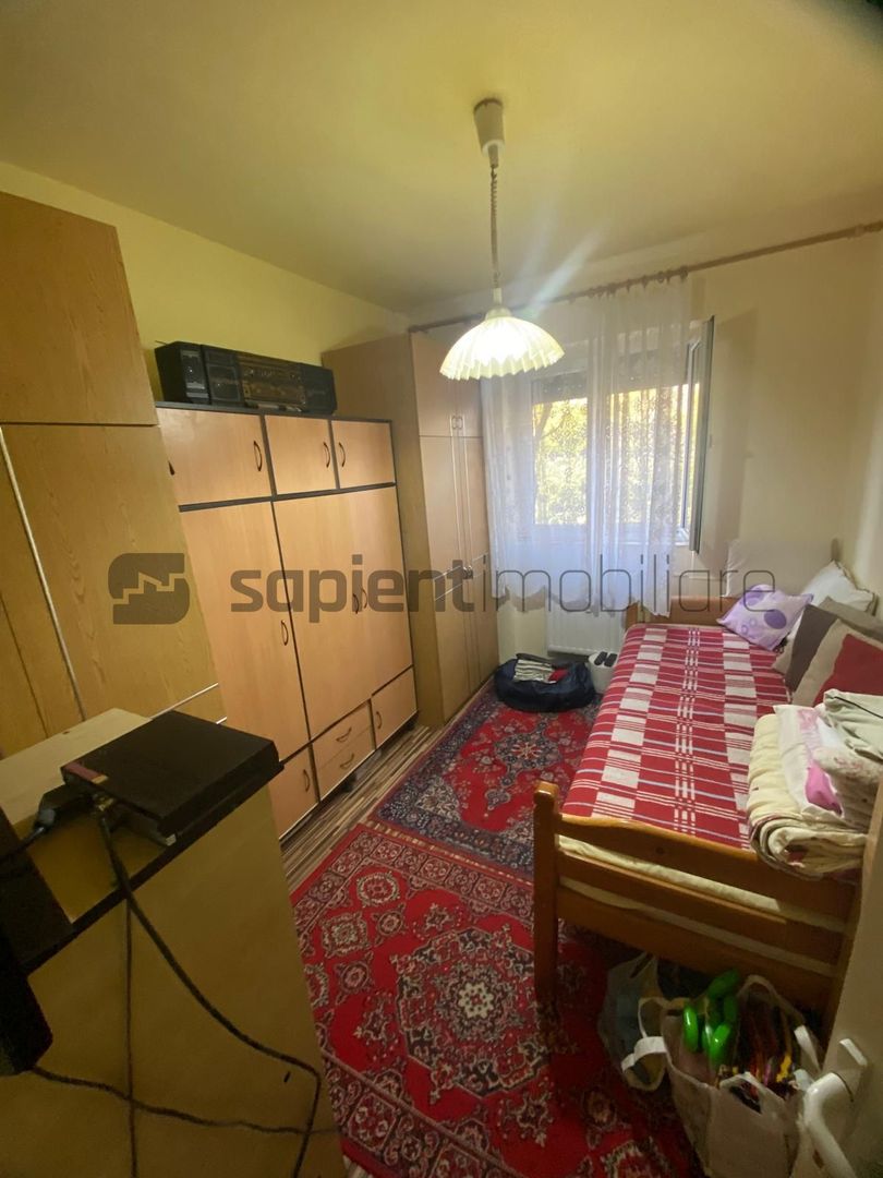 Apartament tip X - 3 camere,cartier Nufarul - Poză 6
