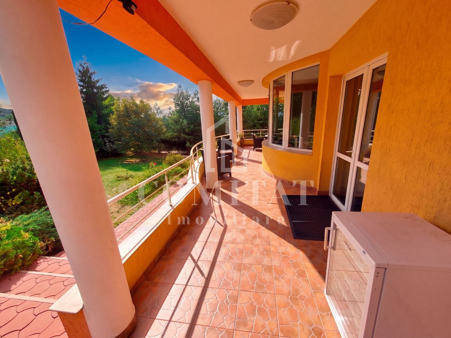 Vilă în Făget | Sediu companie | 2.412 mp teren 8 parcări - Poză 6