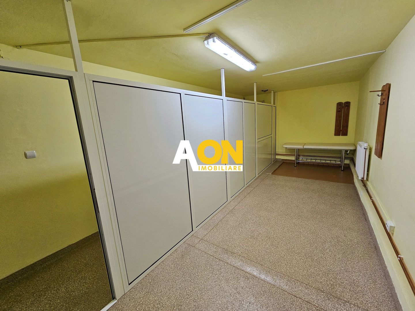 Spatiu comercial pretabil birouri, cabinete medicale, Cetate - Poză 10