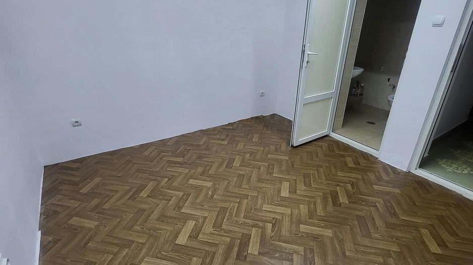 Casa de inchiriat. curte, centrala proprie, zona centrala. metrou 7min - Poză 4