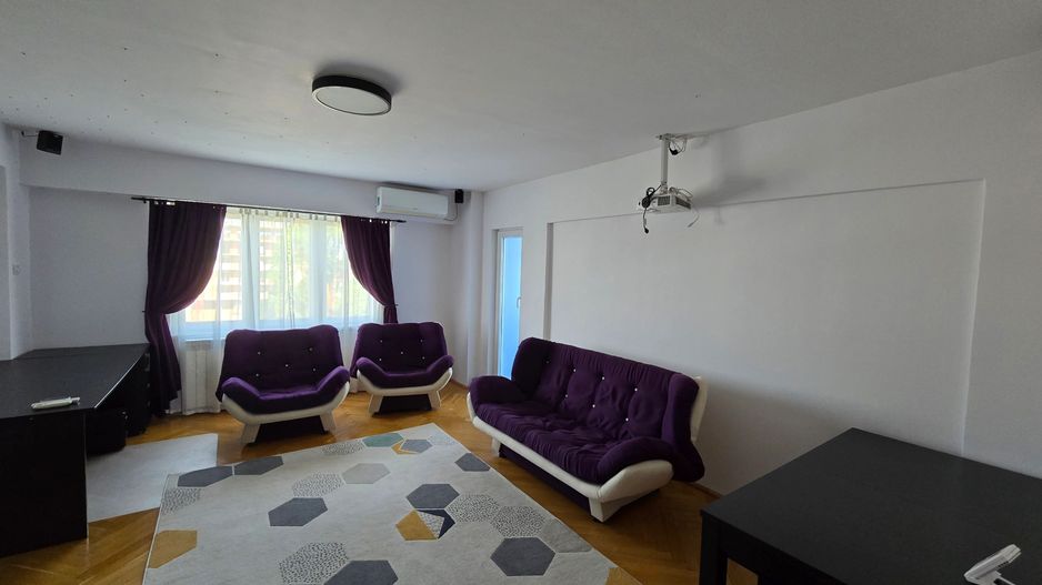 Apartament 3 camere,  Zona Lipovei, Decomandat, 72mp utili, Garaj cu CF - Poză 2