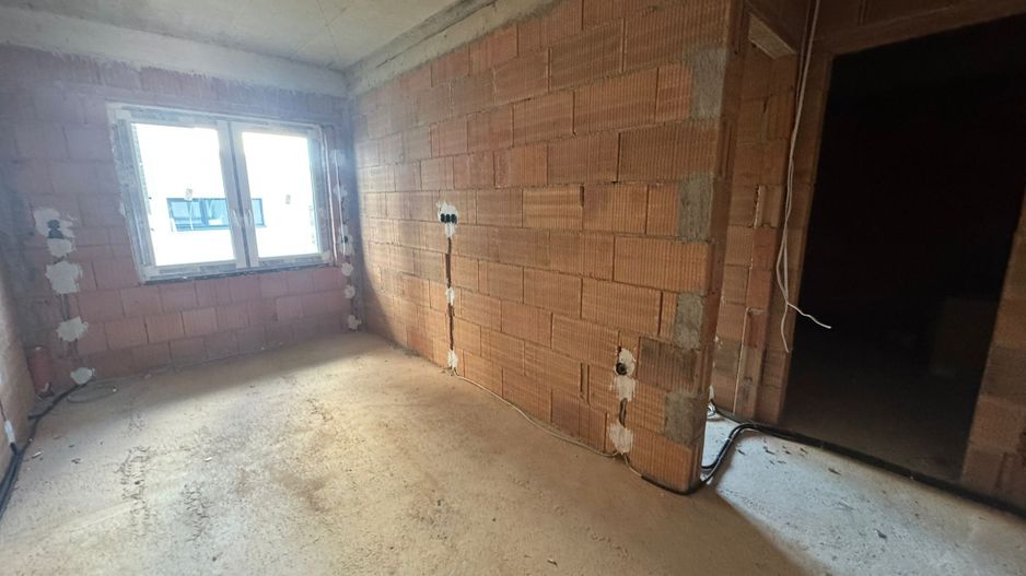 Apartament 3 camere , Lidl Selimbar - Poză 3