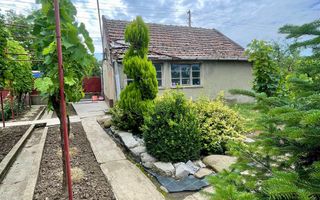 Casa cu 4 camere si livada la 25 km de Oradea - Poză 8