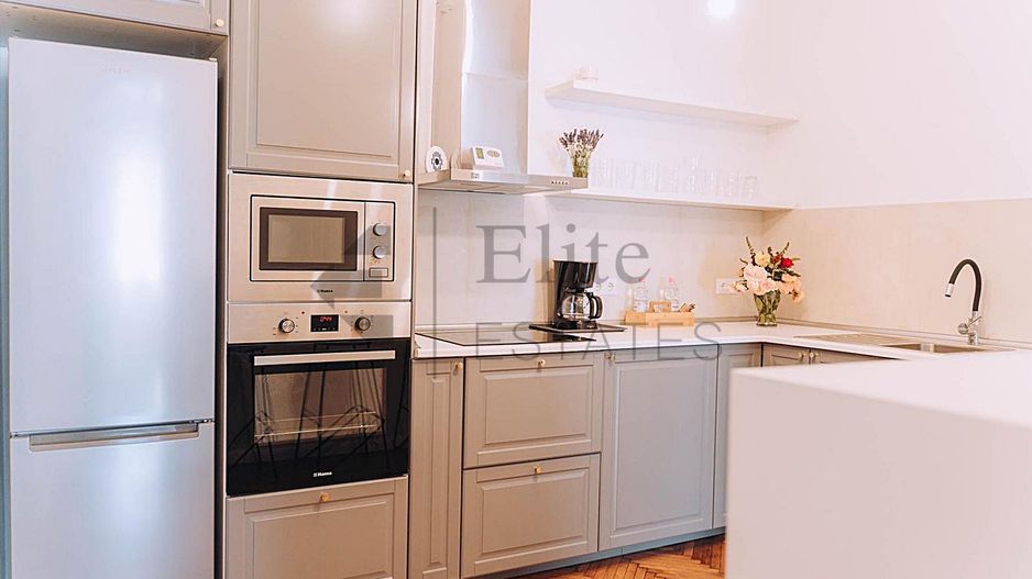 Apartament ultracentral de vanzare in zona Teatrului, Oradea - Poză 3