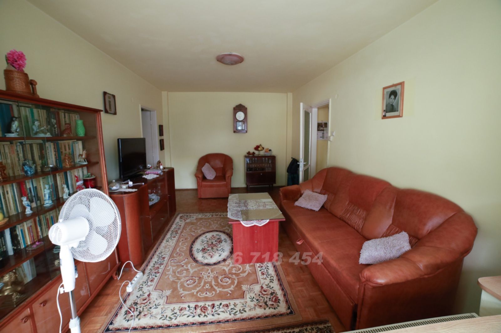 Centru 2 Camere , 52mp, liber, 120000Euro - Poză 1