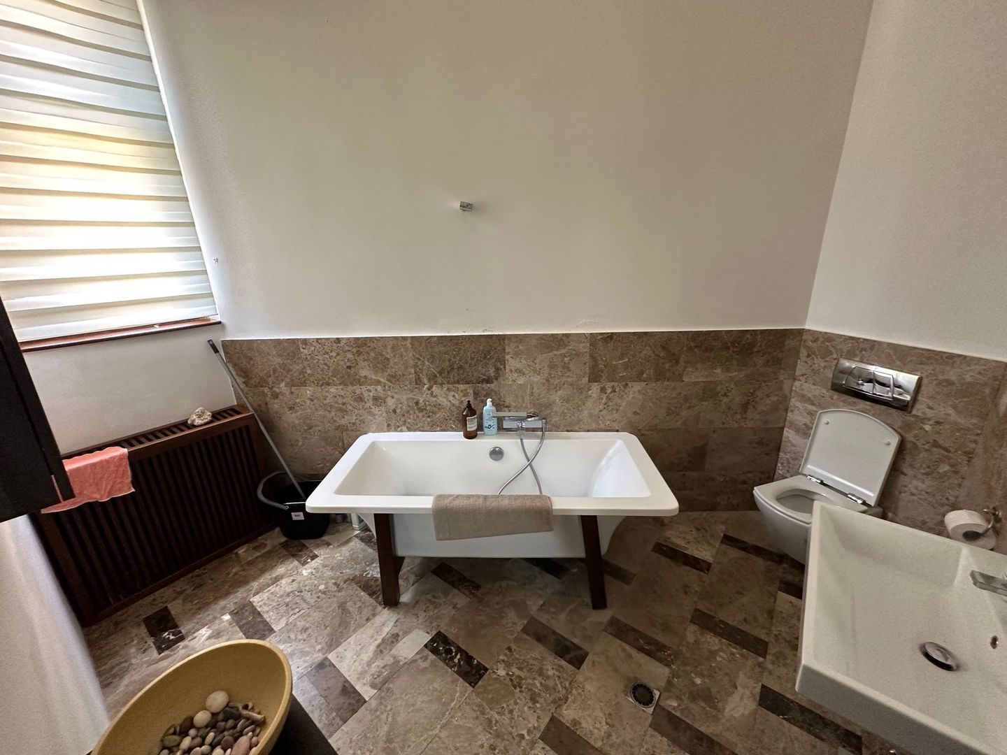 Apartament in Piata Victoriei - Poză 15