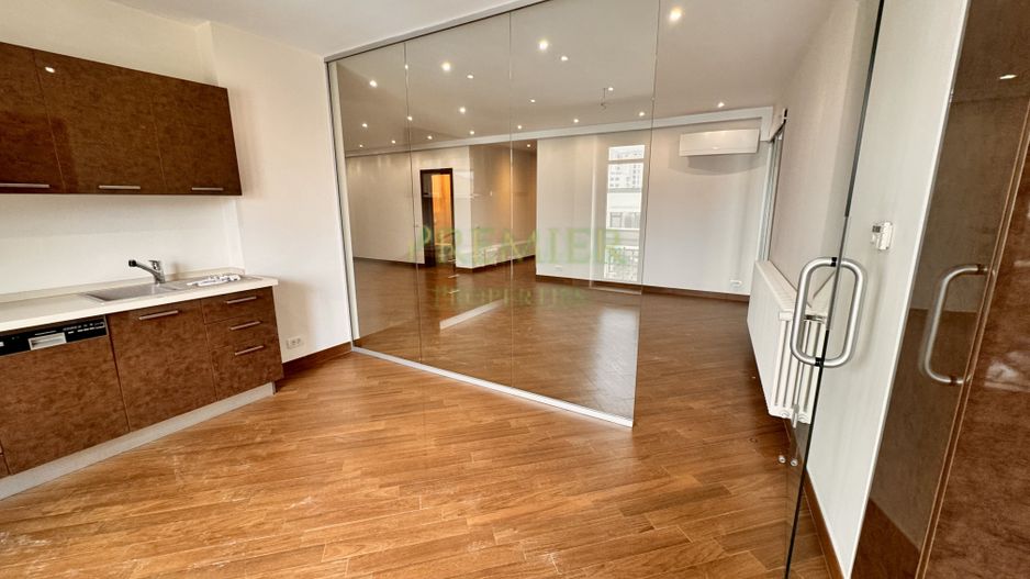 APARTAMENT DE 3 CAMERE DE VANZARE IN BLOC SOLID | DOROBANTI | R.BELLER | - Poză 9