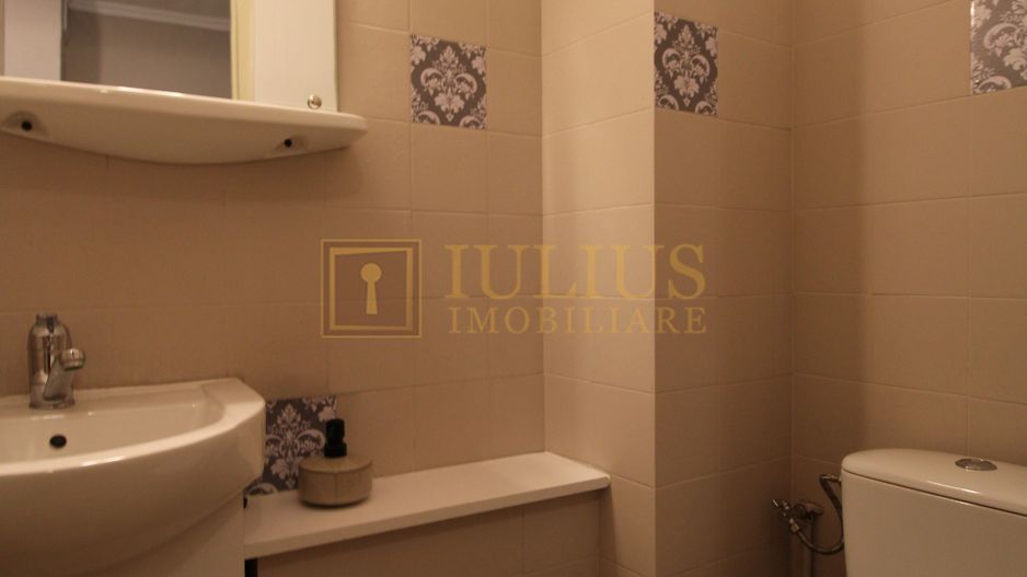 Aproape de Iulius Mall, 3 camere, centrala proprie - Poză 8