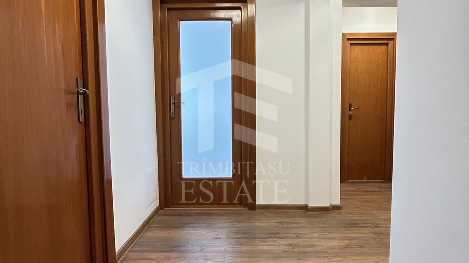 Apartament 3 camere amenajat modern centrala termica Galeriile Soveja - Poză 10