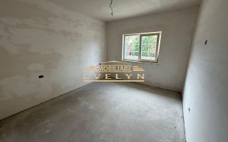 Casă 4 camere de vânzare – Stancesti, strada principală - Poză 3