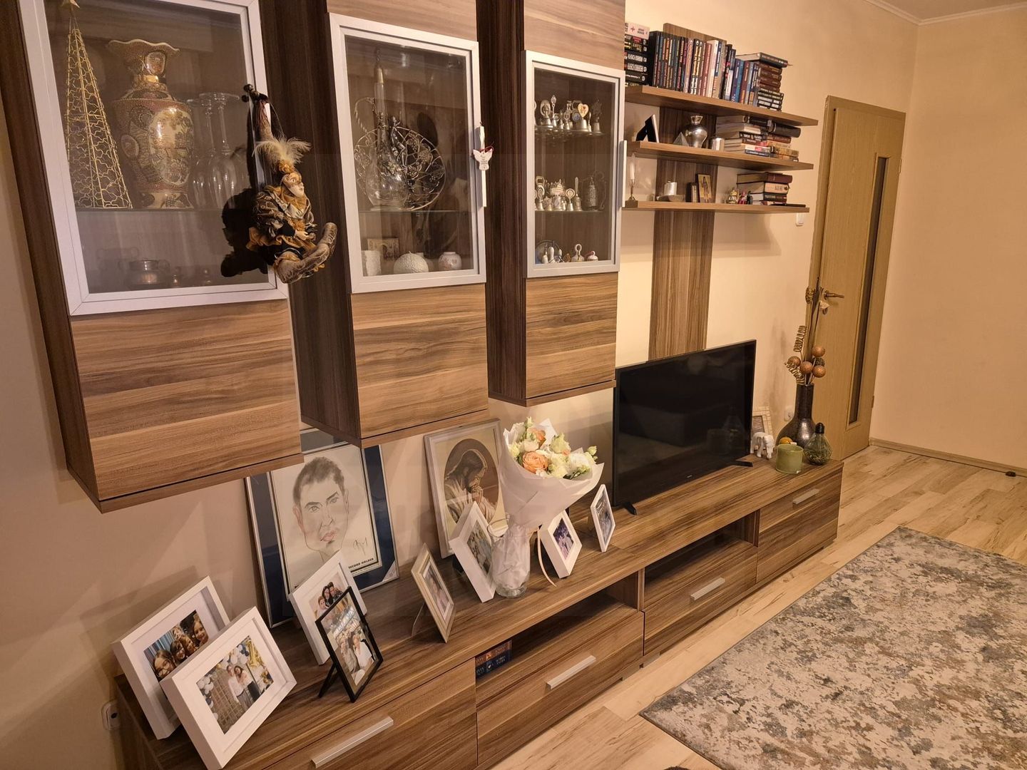 Apartament 3 camere 2 dormitoare pivnita in Vasile Aaron - Poză 6