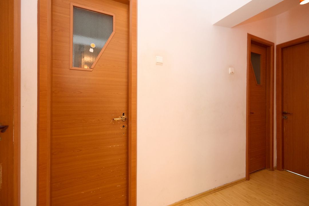 Apartament 4 Camere Decomandat | Craiovei | 3 Balcoane | Parcare - Poză 15