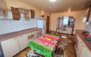 De inchiriat apartament 2 camere, etaj intermediar, zona Sub Stadion - Poză 2