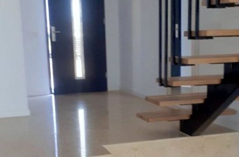 Casa in stil mediteranean - 4 camere, zona Metro - Poză 2