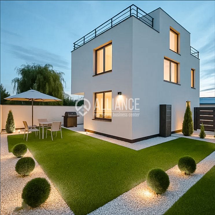 PALAZU MARE(COD 05) - Curte proprie. Vedere panoramică spre lac. - Poză 3