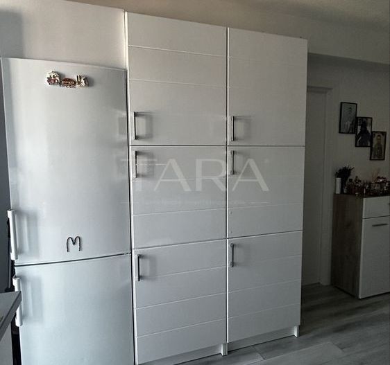 Apartament cu 2 camere, finisat si mobilat. - Poză 3