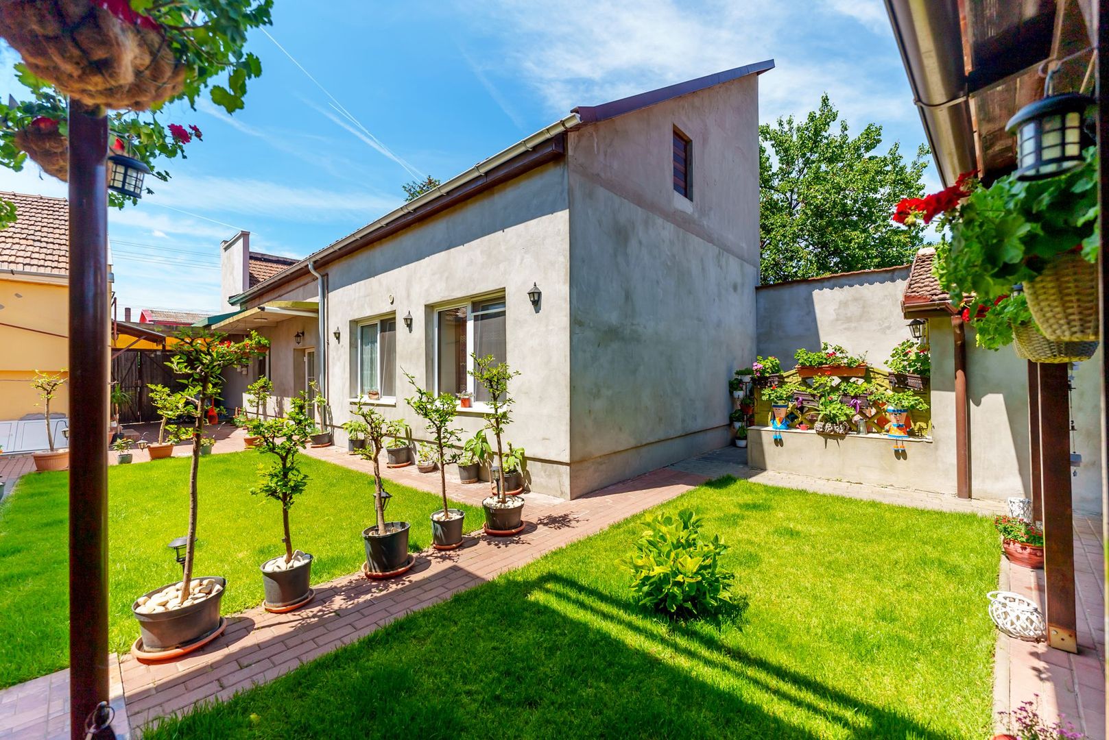 Apartament cu 3 camere la curte comună în Grădiște - Poză 16