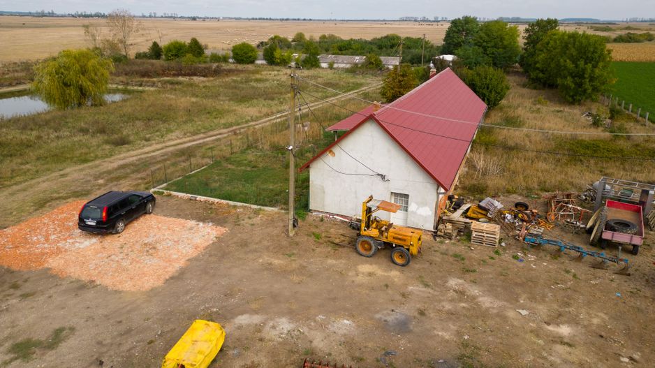 Casă cu teren 13 418 mp intravilan - Poză 5