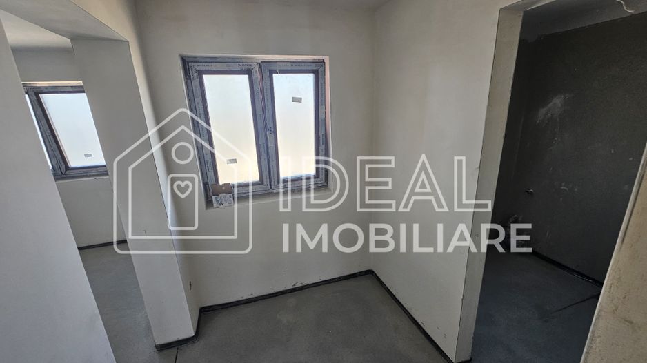 Casa Individuala Moderna cu 5 camere, si 350 mp de curte, in Sura Mica - Poză 9