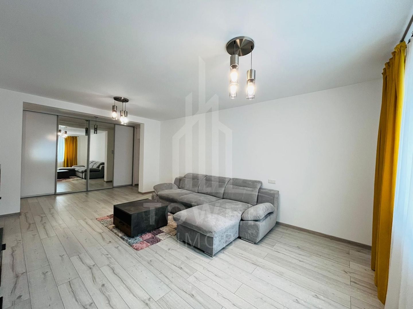 Apartament modern 3 camere - Poză 1