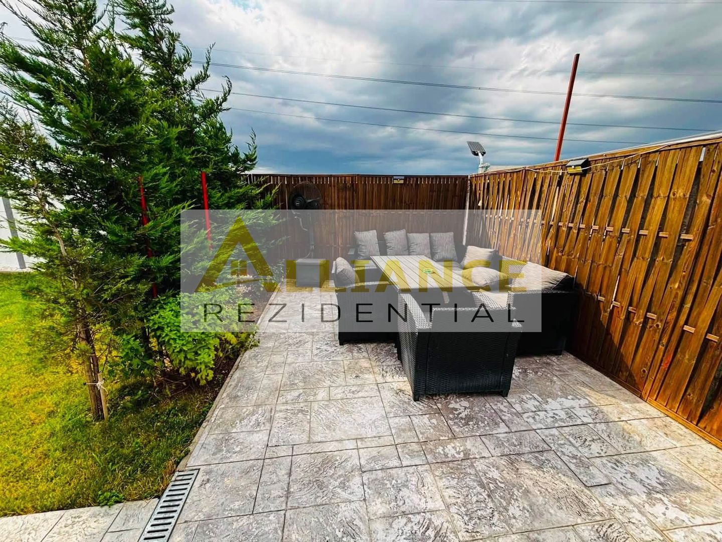 Casă individuală de vânzare în Comuna Berceni, județul Ilfov, complet - Poză 2