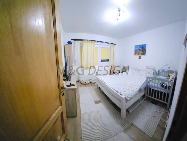 Vand apartament 3 cam, zona Lipovei - Poză 7