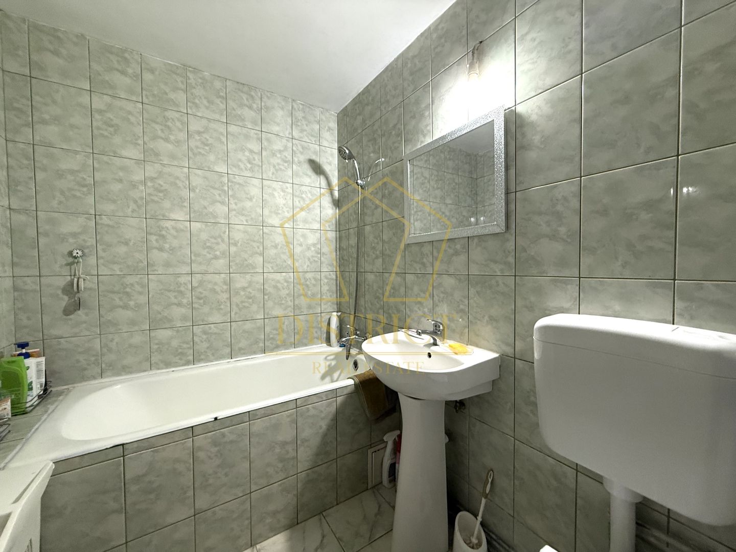 Apartament decomandat cu 3 camere si 2 balcoane | Soarelui - Poză 8