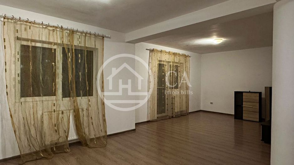 Casă de închiriat cu 4 camere în Cartierul Europa, Oradea - Poză 15