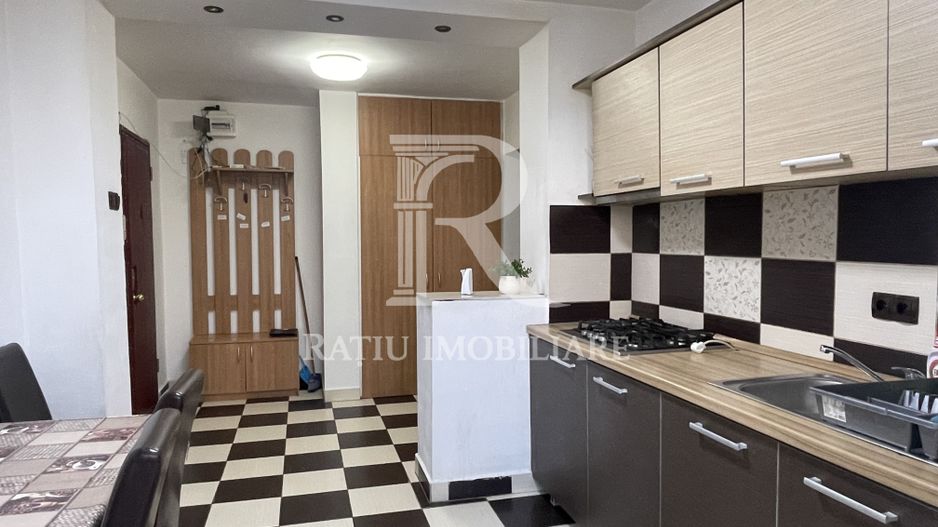 Apartament cu 3 camere | Echipe de muncitori | Rogerius | Oradea - Poză 2