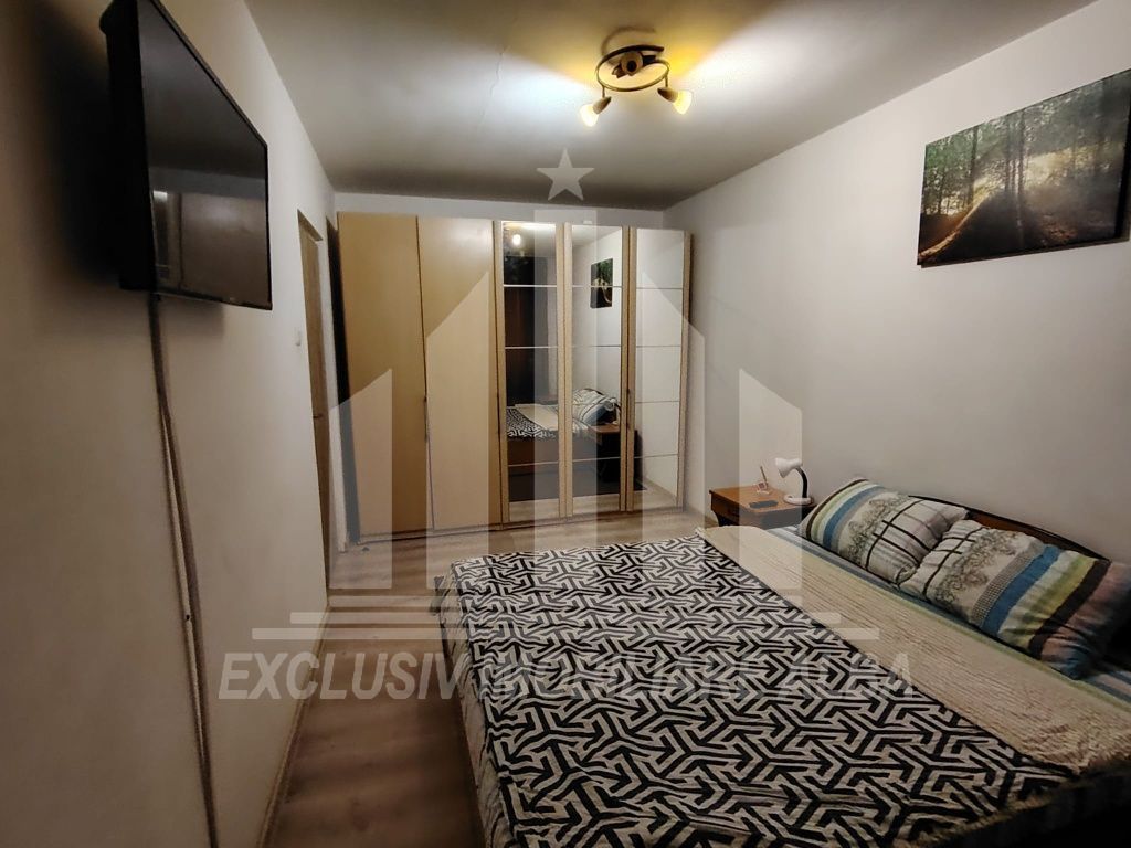 Apartament cu 2 camere de vanzare decomandate, Cetate - Poză 3