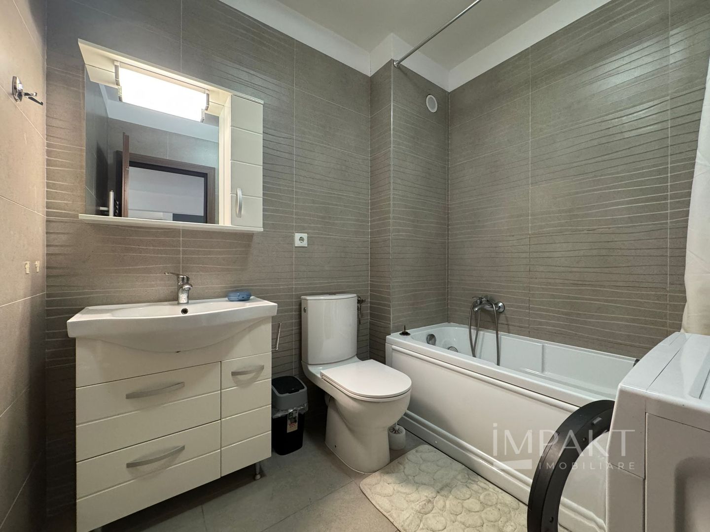 Apartament modern 2 camere in Floresti de inchiriat, cu parcare - Poză 8