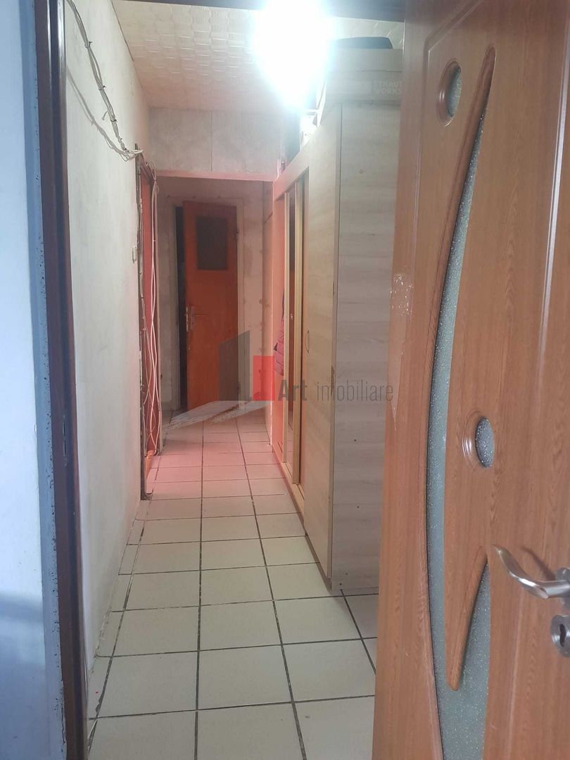 Vânzare apartament 4 camere Drumul Găzarului - Poză 4