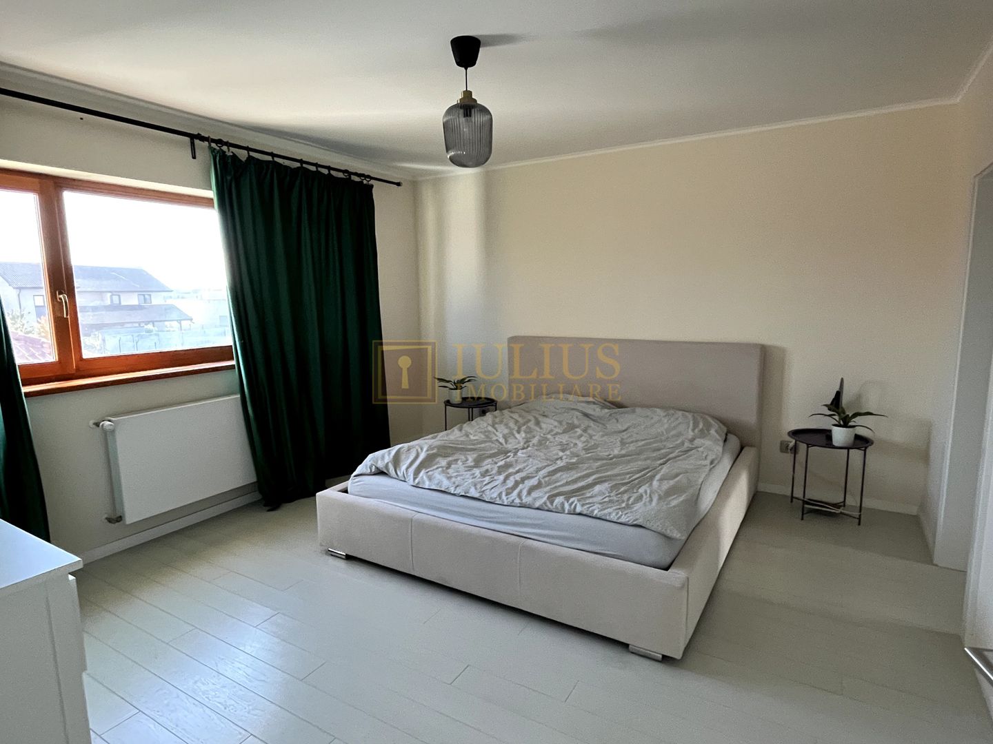 Triplex-Dumbravita, 3 camere, 2 dormitoare, 1 dressing room, 2 bai, 136mp - Poză 10