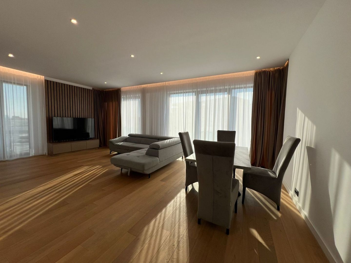 Apartament High End I 4 Camere în One Herăstrău Towers - Poză 8