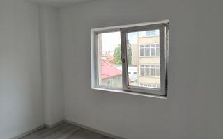 Apartament 4 camere, 77 mp, 2 balcoane, etaj 3 – Topolniței - Poză 10