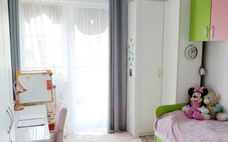 Apartament cu 3 camere de vânzare în zona Calea Surii Mici - Poză 4