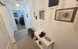 Apartament superb 3 camere 2 bai 2 balcoane Selimbar Lidl - Poză 8