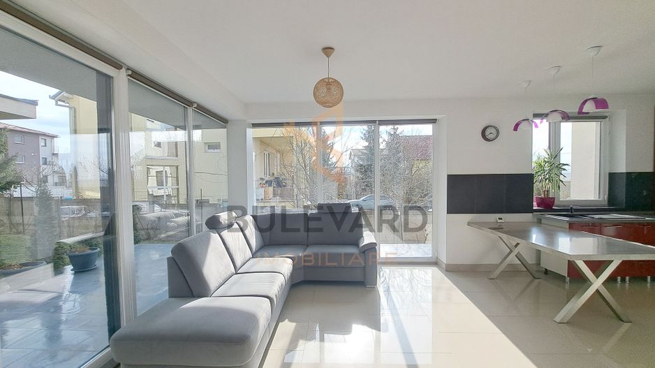 Casa tip dulplex 120 mp + 80 mp terase + garaj, zona Liceu Waldorf - Poză 6