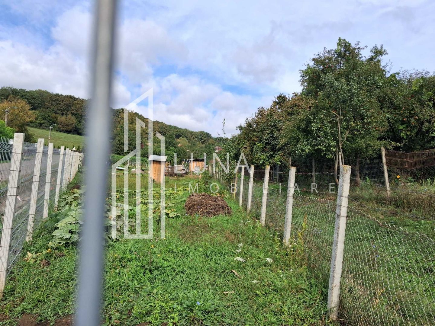 Teren intravilan, 938 mp, zona Remetea - Poză 8