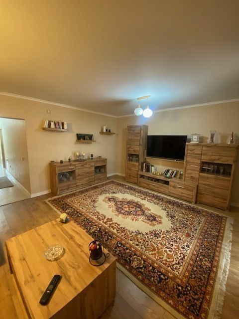 Duplex cu piscina Dumbravita Zona PADURE - Poză 3