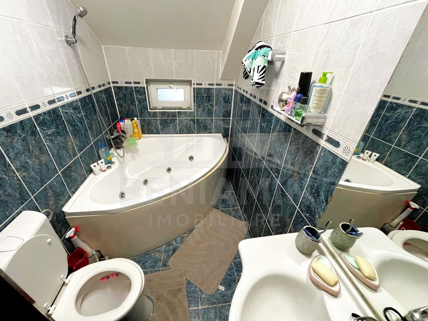 Casa Moderna P+M-220mp-6 Camere-Toate Utilitatile-An 2010-Zona Ford - Poză 7