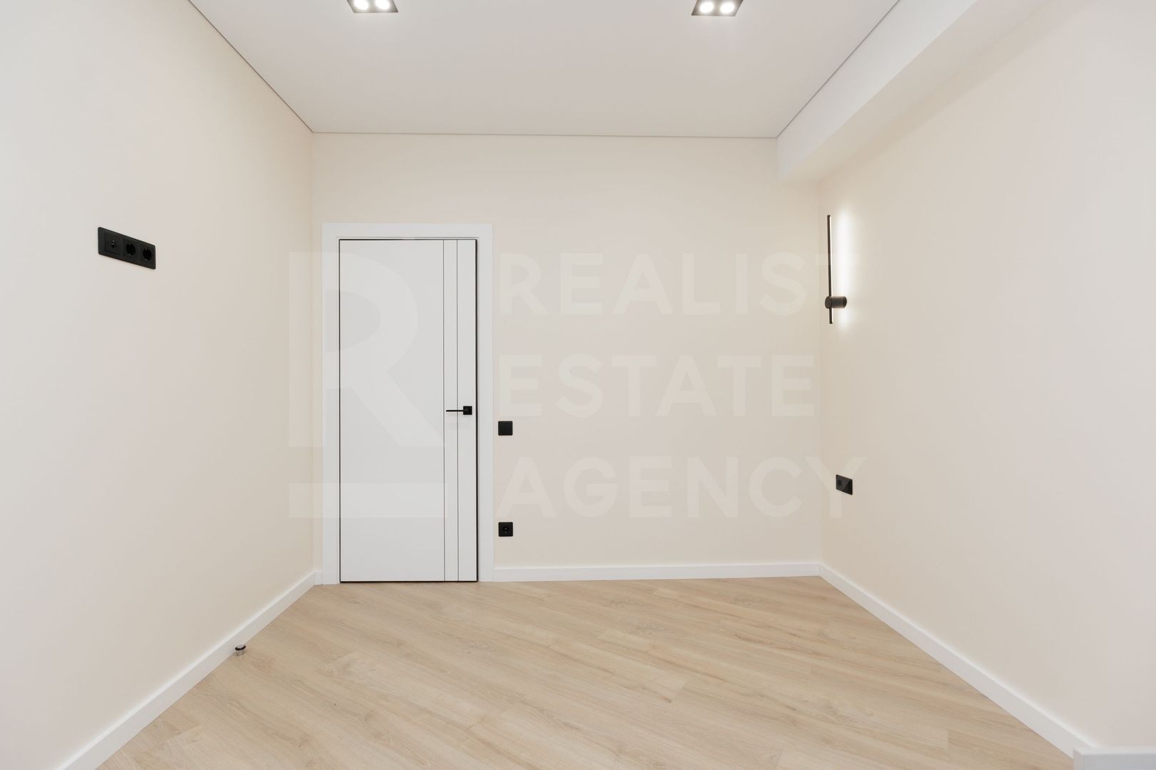 Vânzare apartament 2 camere,strada Alba Iulia, Buiucani. - Poză 11