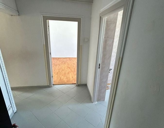 Vanzare Apartament 4 camere, 81 mp, balcon, bloc reabilitat, Rahova - Poză 4